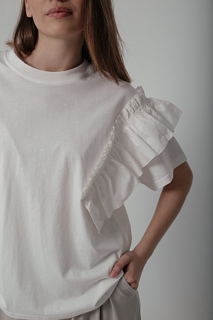 Футболка с воланами oversize