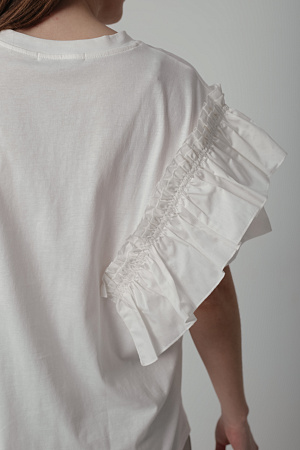 Футболка с воланами oversize